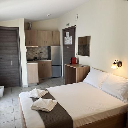 Anna Rooms Nea Vrasna Exterior photo