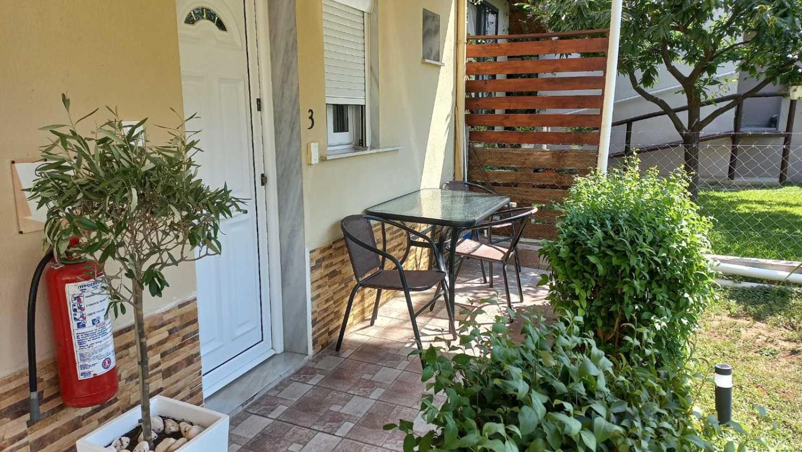 Anna Rooms Nea Vrasna Exterior photo